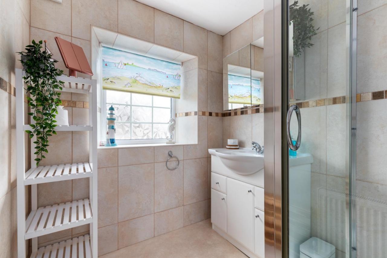 Ivydene - Beautiful Cottage, Stone Throw From Beach, Wonderful Sea Views Saundersfoot Ngoại thất bức ảnh